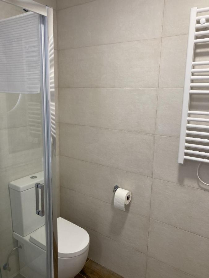Nuevo Piso Retiro Apartment Madrid Luaran gambar
